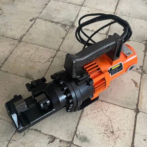 Máy cắt sắt thuỷ lực Hàn Quốc 32C 32mm – Giải pháp cắt thép May cat sat thuy luc Han Quoc Handy 32C