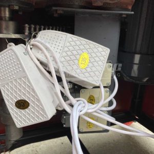 Máy Bẻ Đai GF20 220V Giá Tốt, Uốn Sắt Nhanh Cho Công Trình may be dai gf20 1