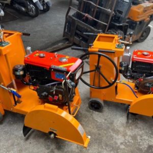 Máy cắt bê tông KC24 D8 gió Diesel chính hãng, cắt sâu 22cm may cat be tong kc24 d8 gio diesel re