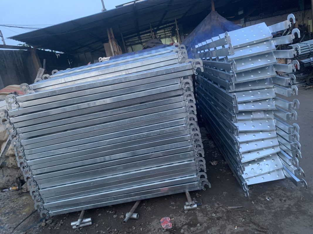 Bán Thang giàn giáo xây dựng Giá rẻ tại TPHCM thang leo gian giao