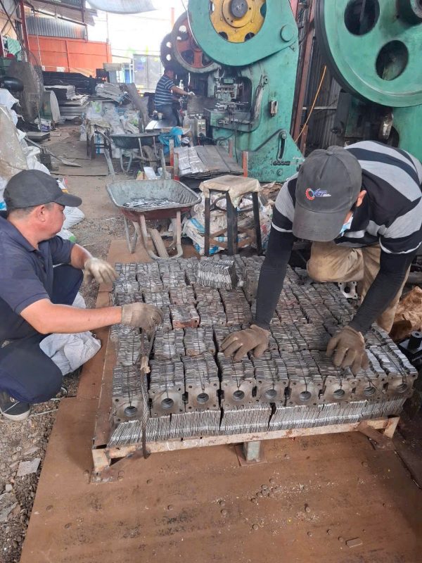 Báo Giá Đế Chống Tăng 110x110mm Phụ Kiện Cây Chống Tăng de cay chong tang gia re